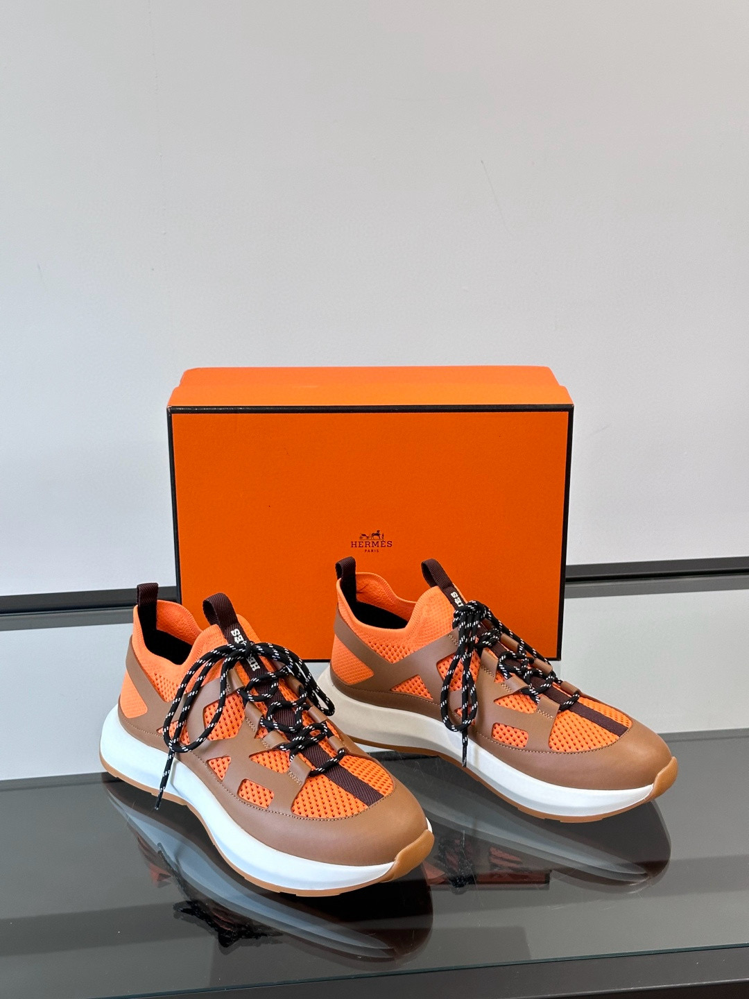 에르메스 Hermes Katana 스니커즈