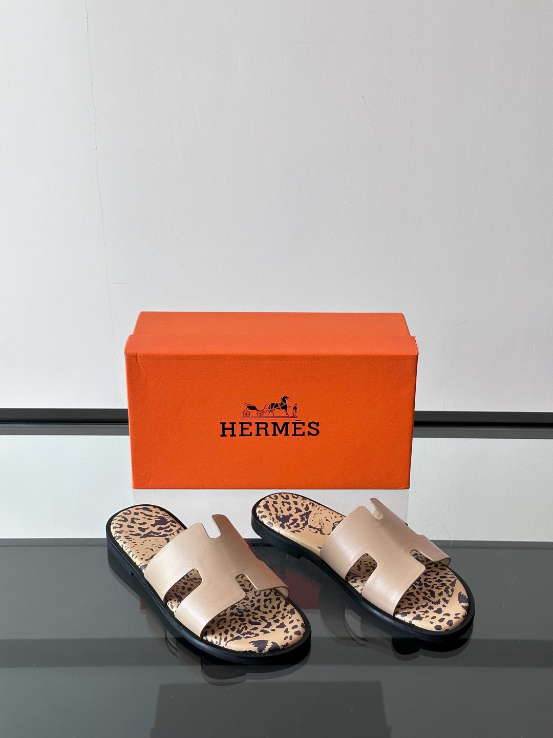 에르메스 Hermes Lzmir 슬리퍼