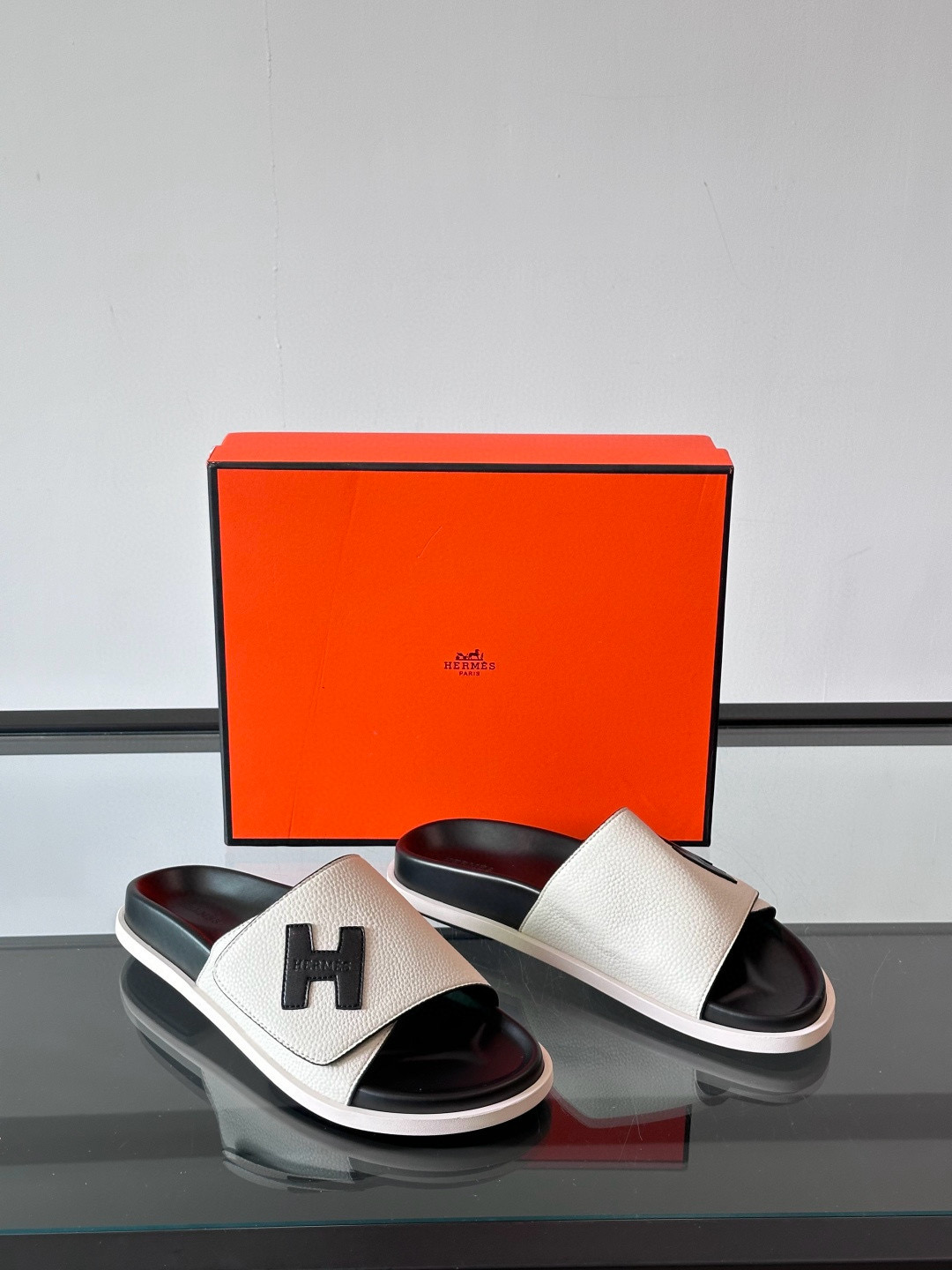 에르메스 Hermes 슬리퍼