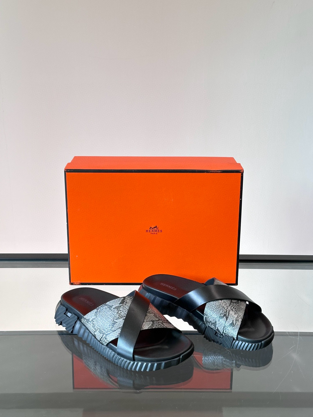 에르메스 Hermes 슬리퍼