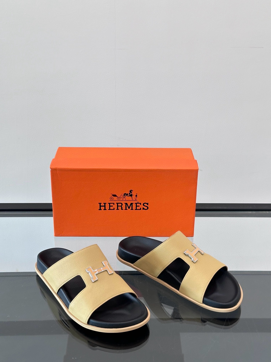 에르메스 Hermes 슬리퍼