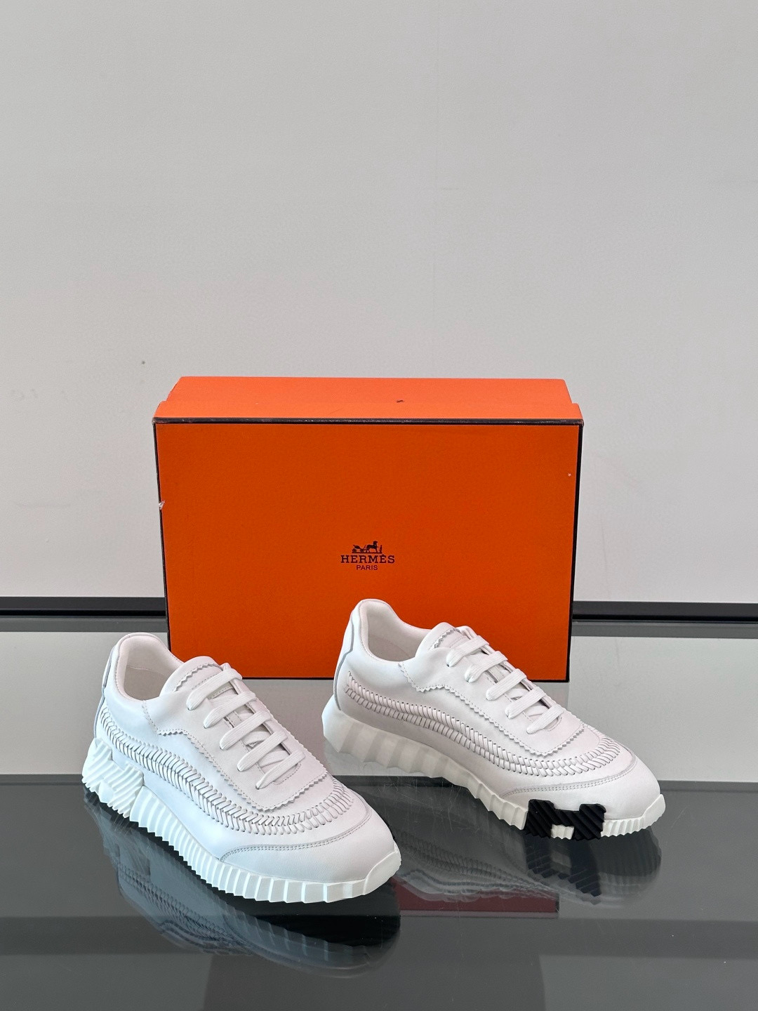 에르메스 Hermes 스니커즈