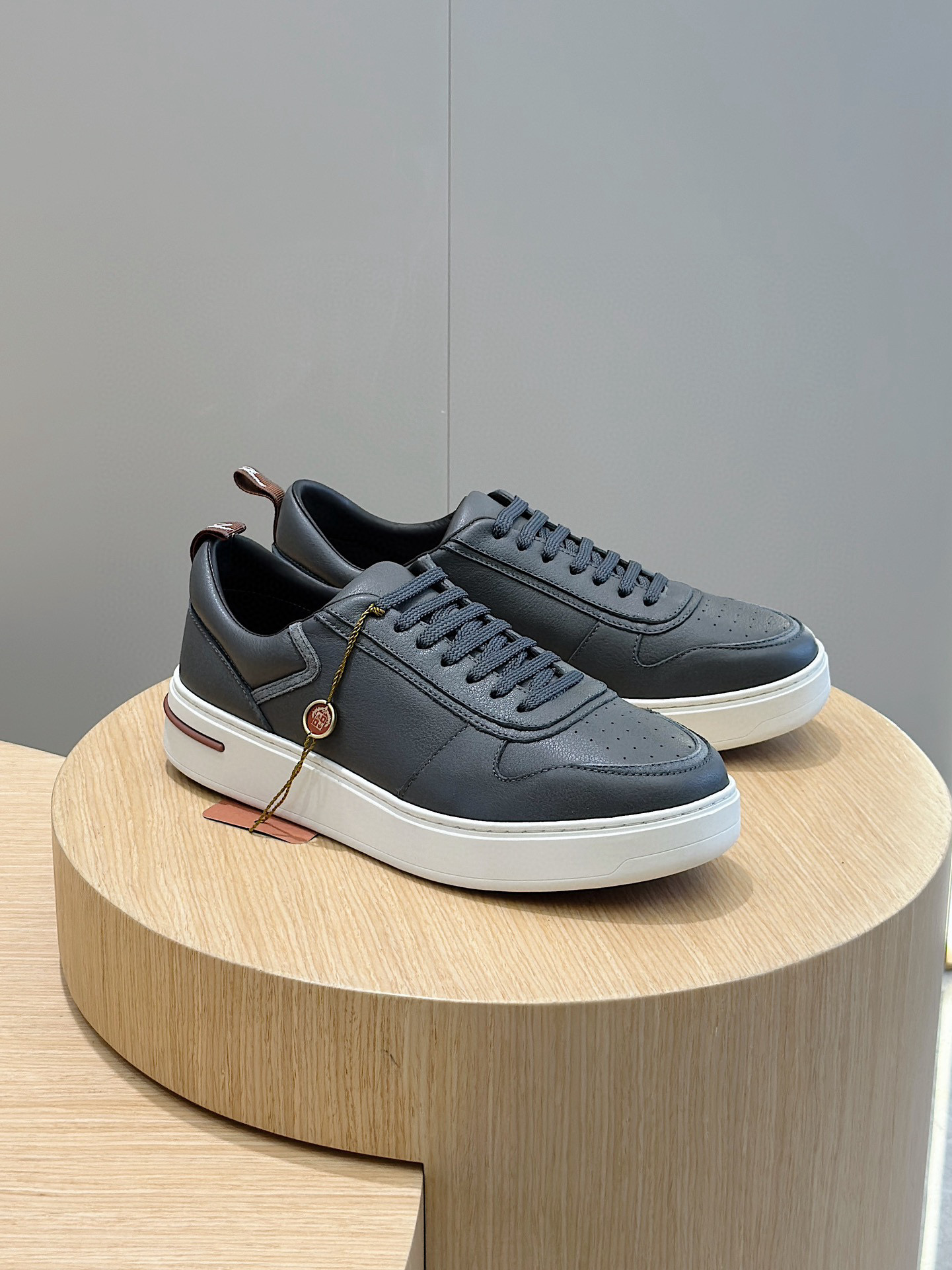 로로피아나 Loro Piana 스니커즈
