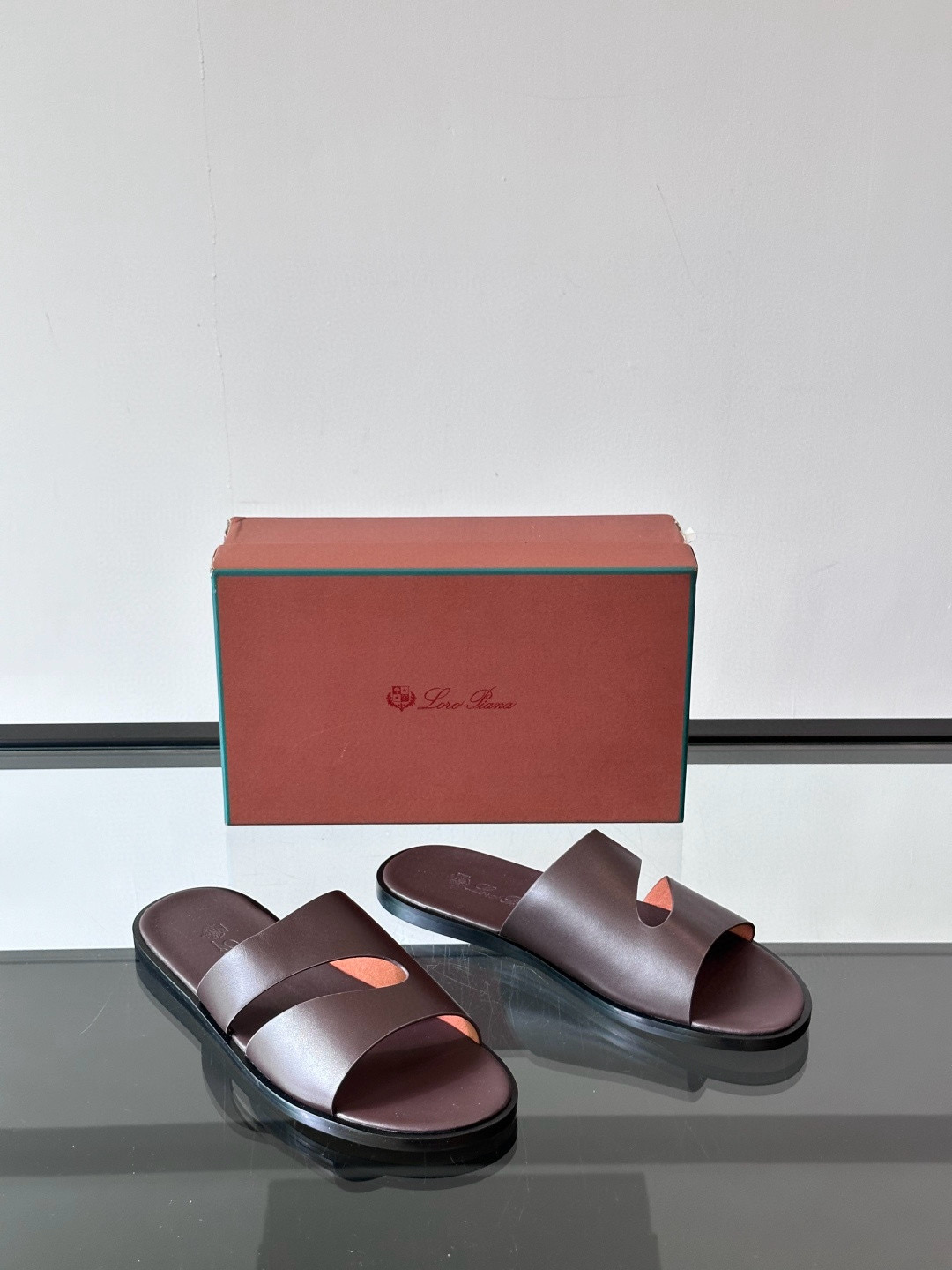 로로피아나 Loro Piana 슬리퍼