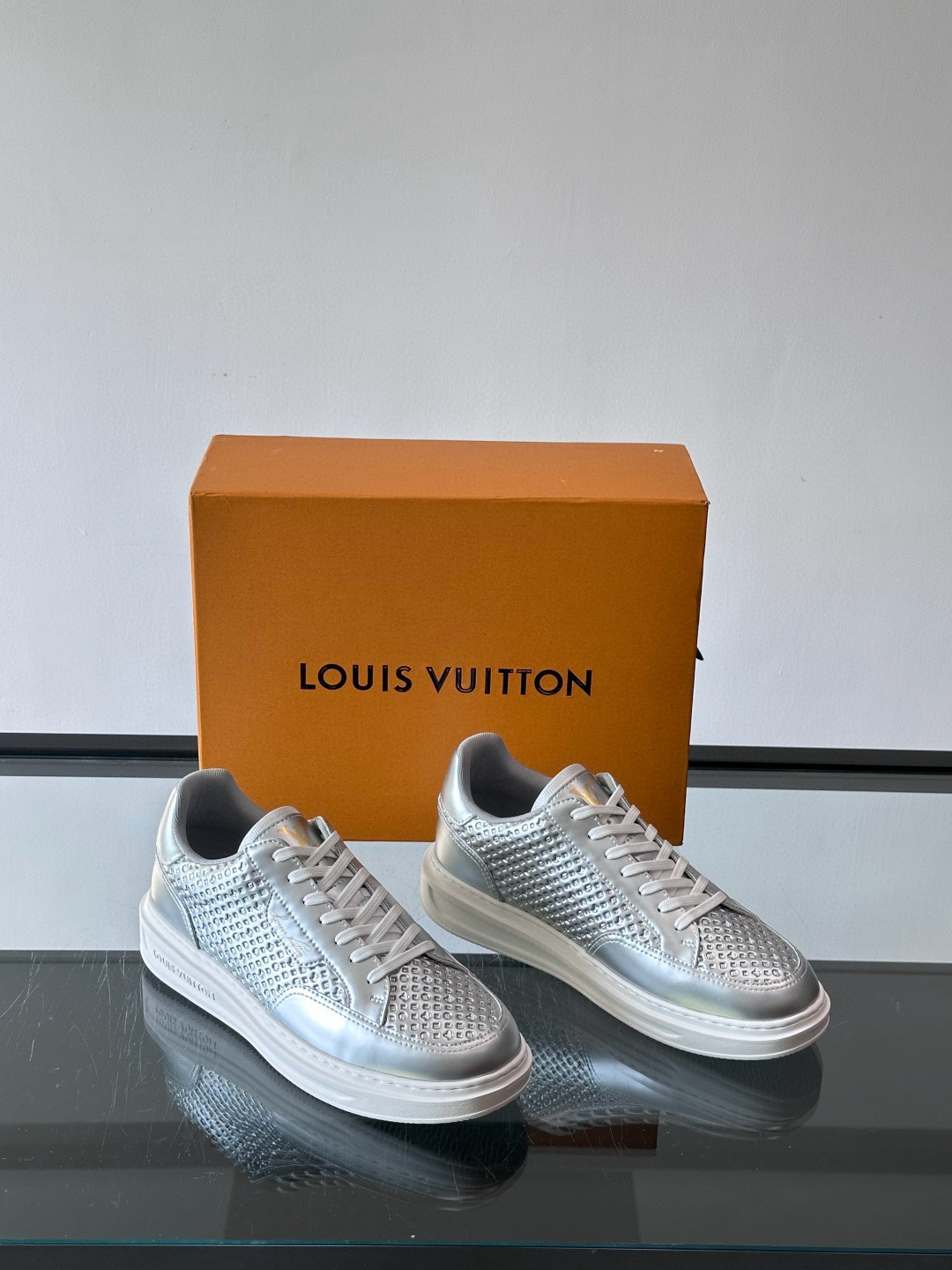루이비통 Louis Vuitton  Beverly Hills 스니커즈
