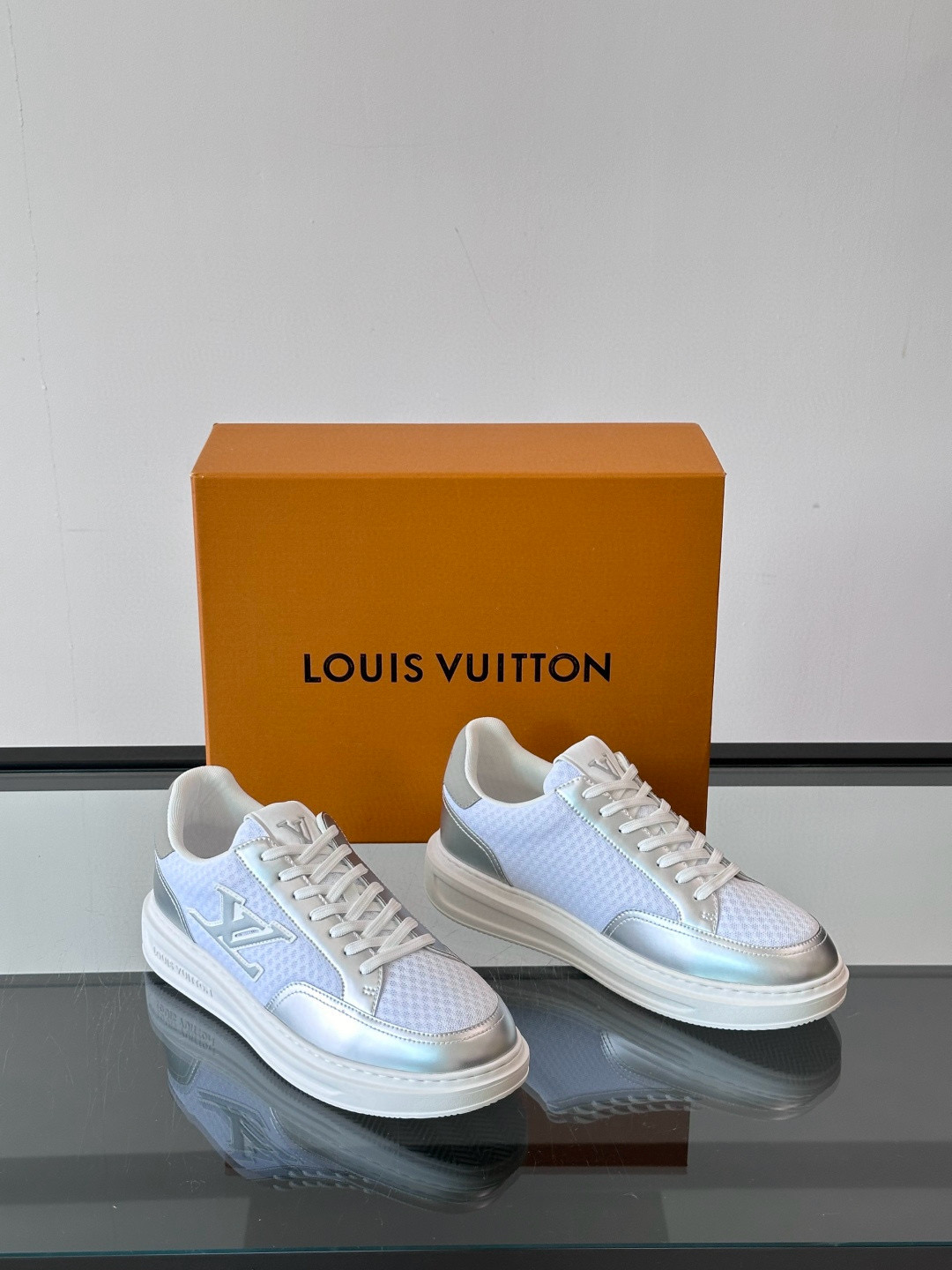 루이비통 Louis Vuitton  Beverly Hills 스니커즈