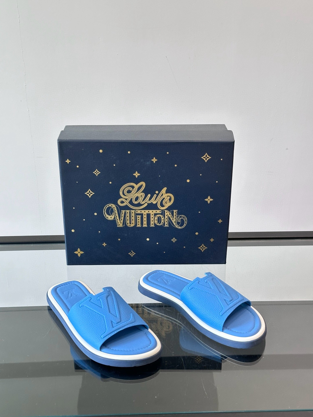 루이비통 Louis Vuitton New arrival 슬리퍼