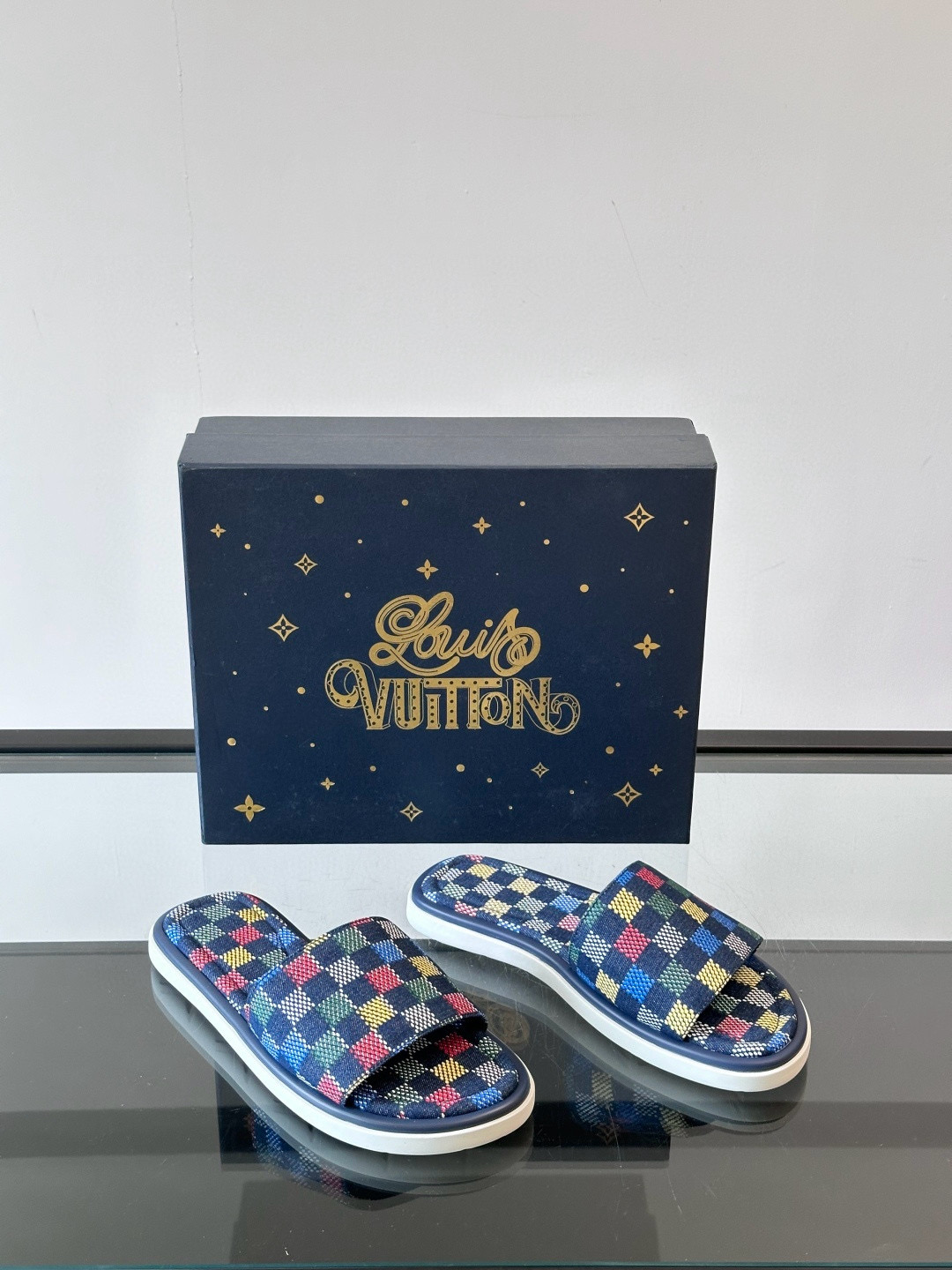 루이비통 Louis Vuitton New arrival 슬리퍼