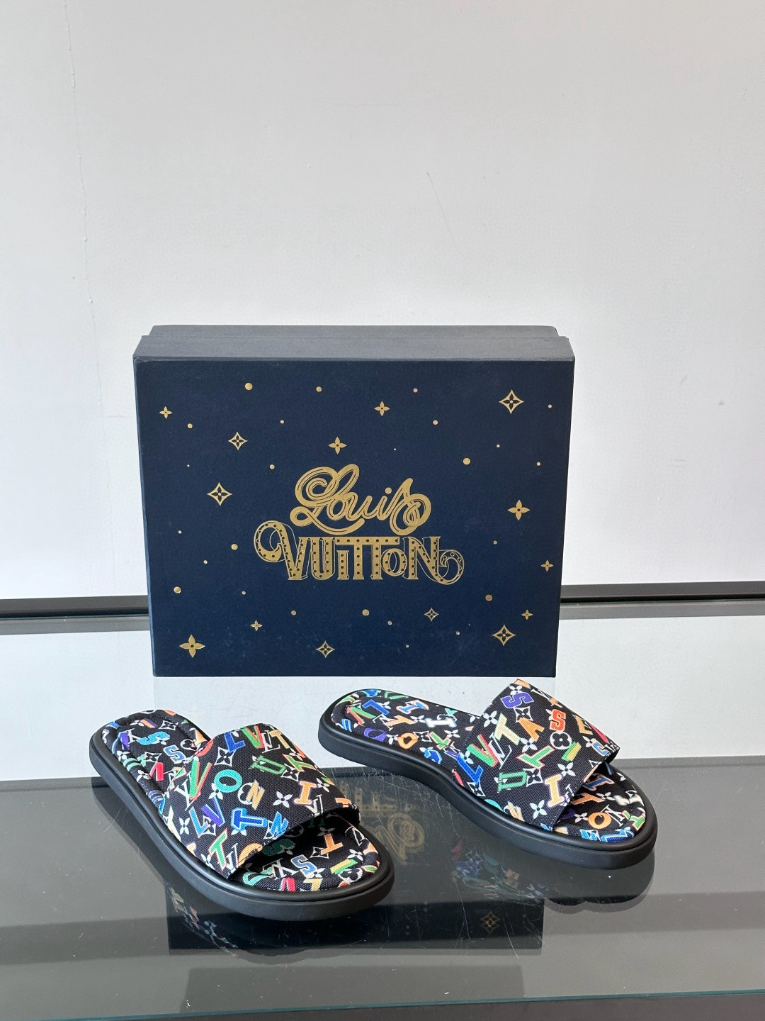 루이비통 Louis Vuitton New arrival 슬리퍼