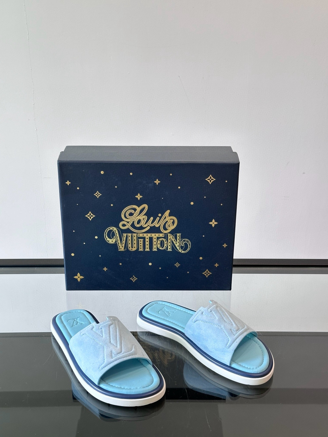 루이비통 Louis Vuitton New arrival 슬리퍼