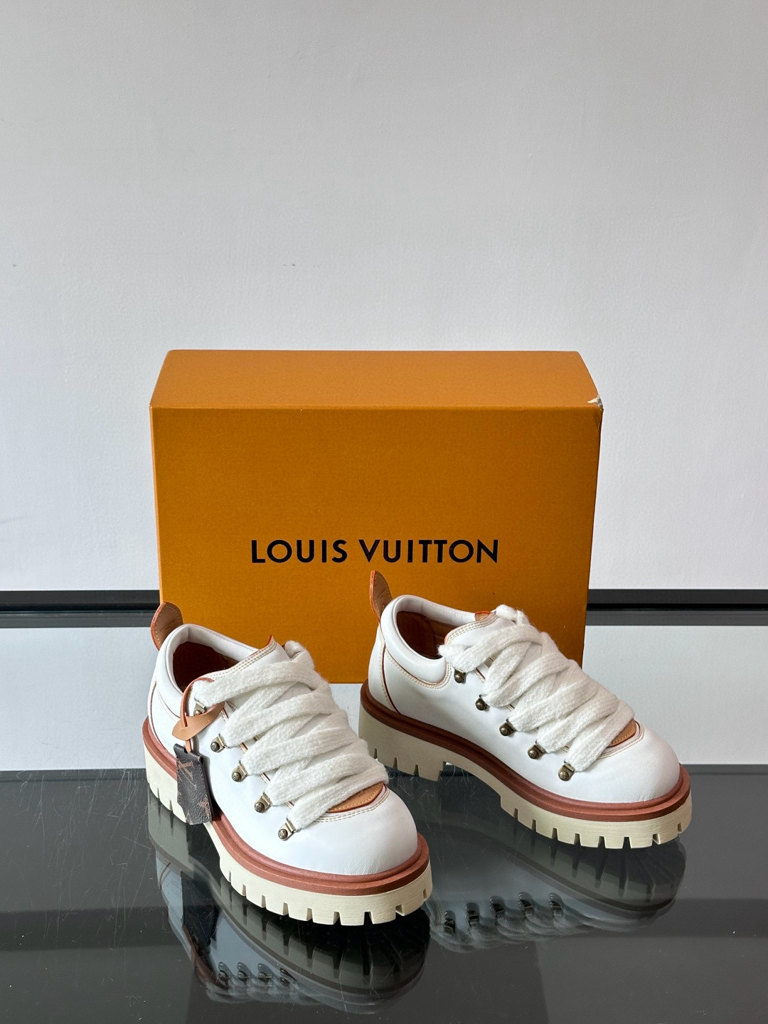 루이비통 Louis Vuitton Remix derby 25WF 스니커즈
