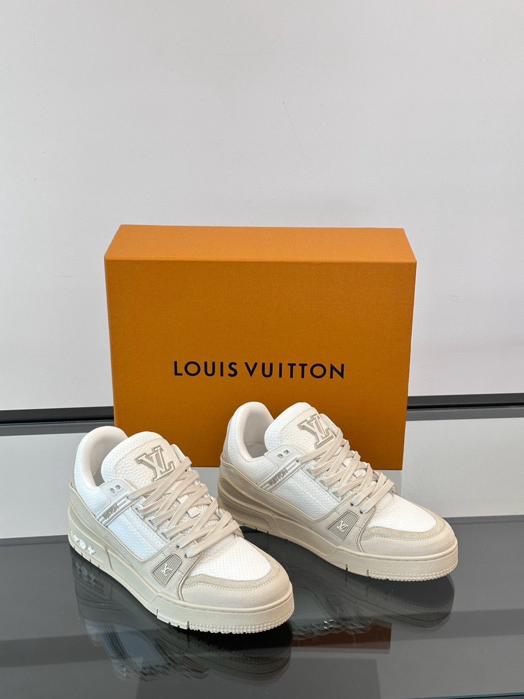 루이비통 Louis Vuitton Trainer 스니커즈