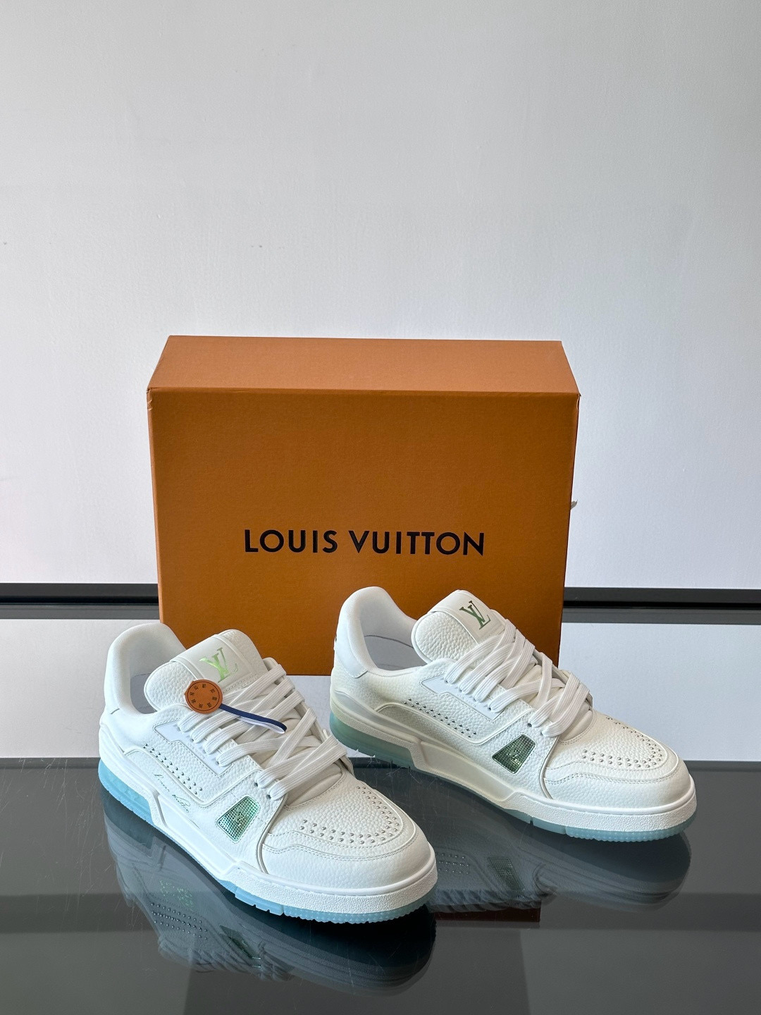 루이비통 Louis Vuitton Trainer 스니커즈