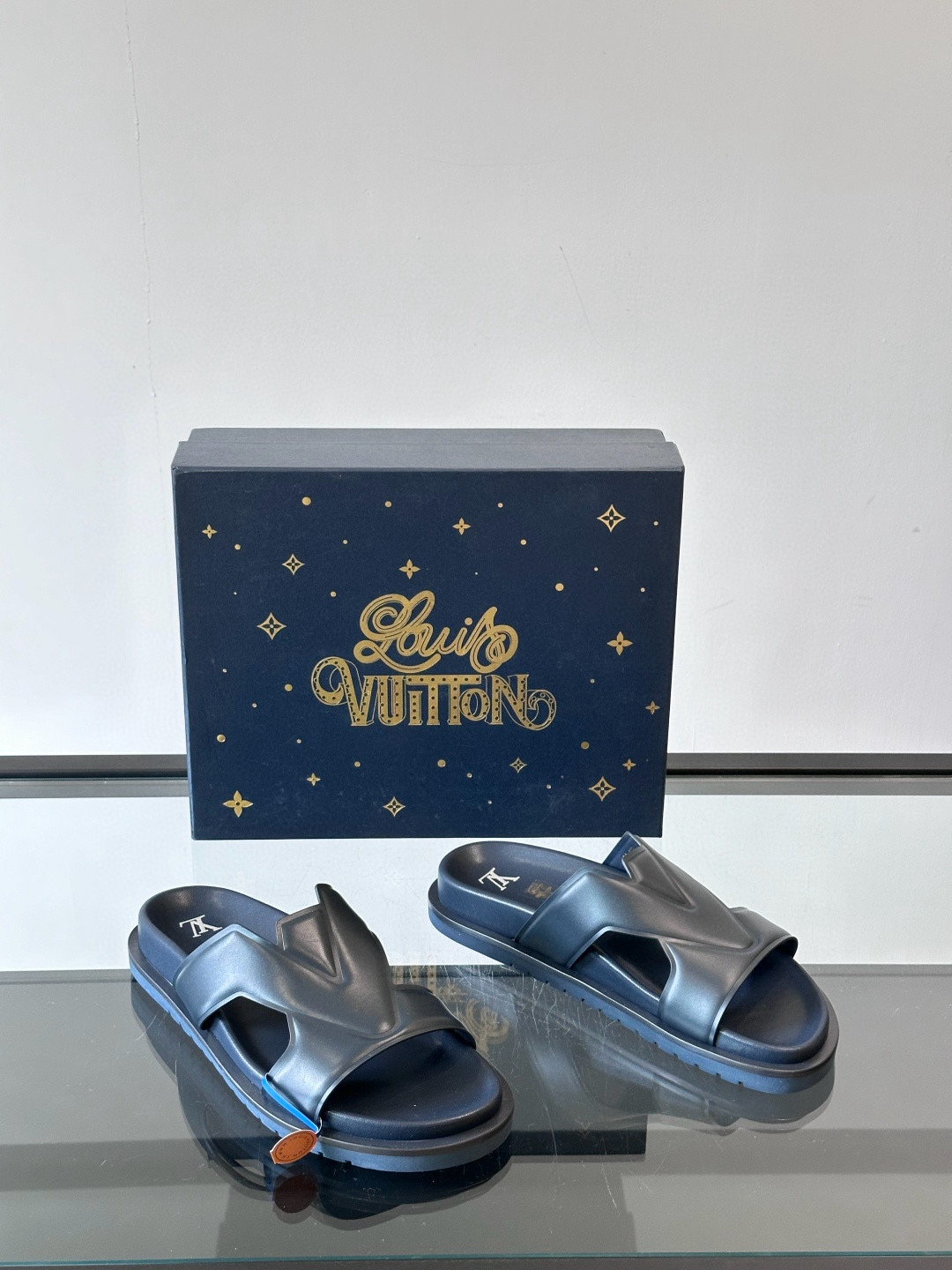 루이비통 Louis Vuitton 슬리퍼