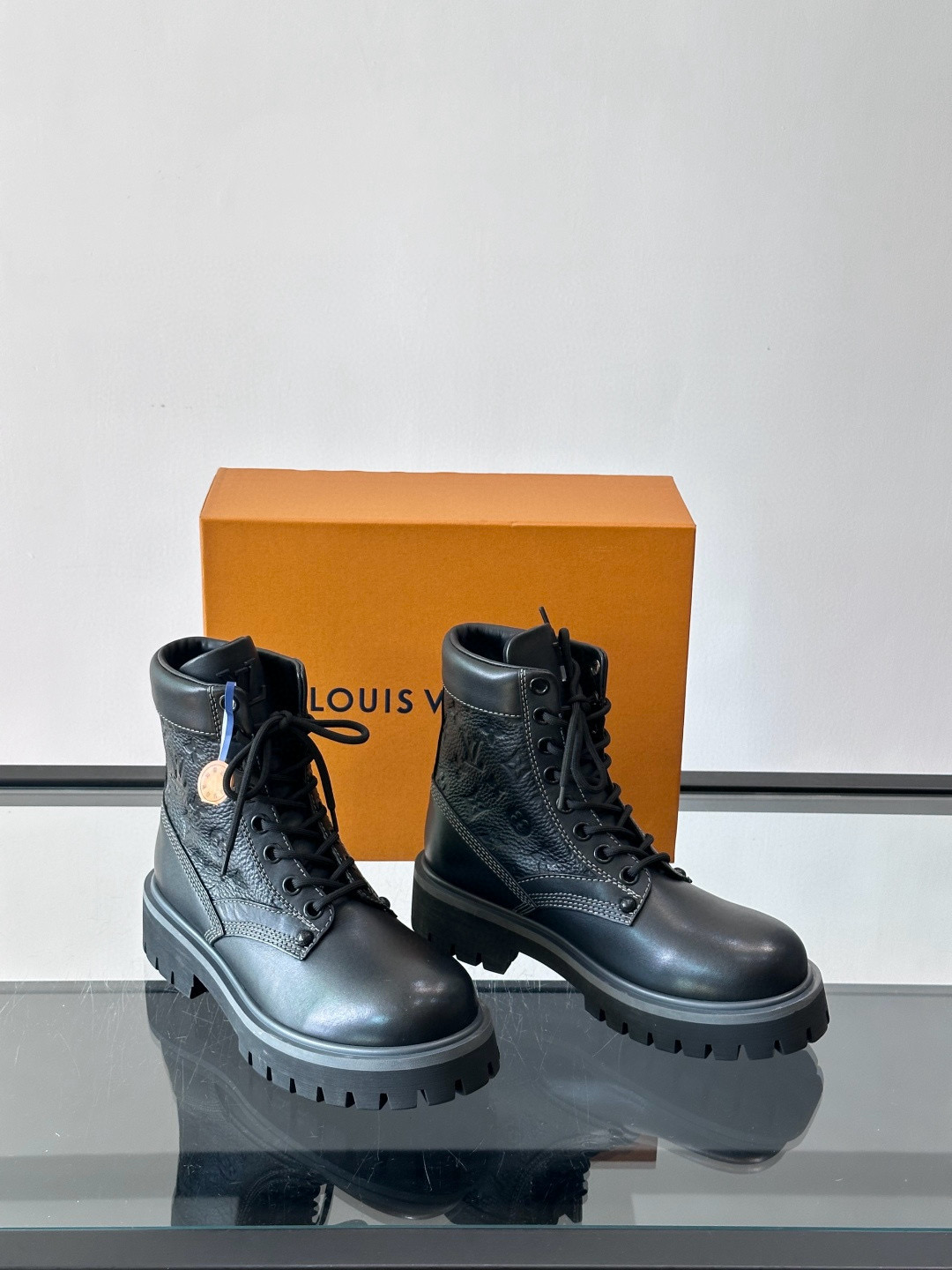 루이비통 Louis Vuitton 앵클 부츠