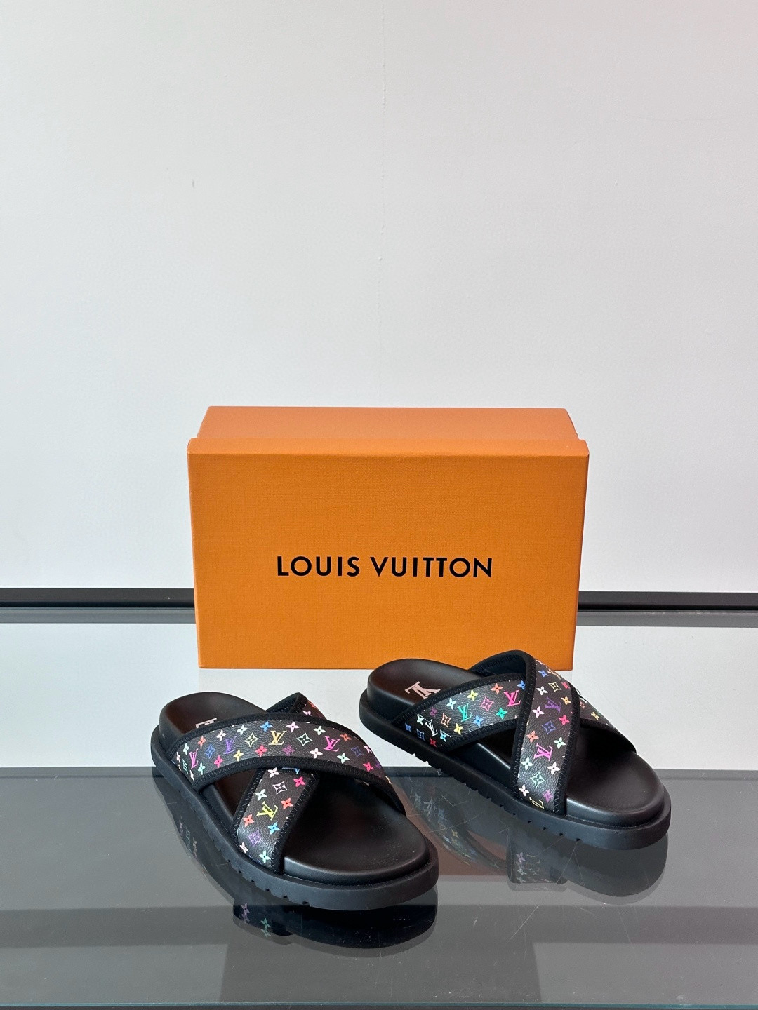 루이비통 Louis Vuitton 슬리퍼