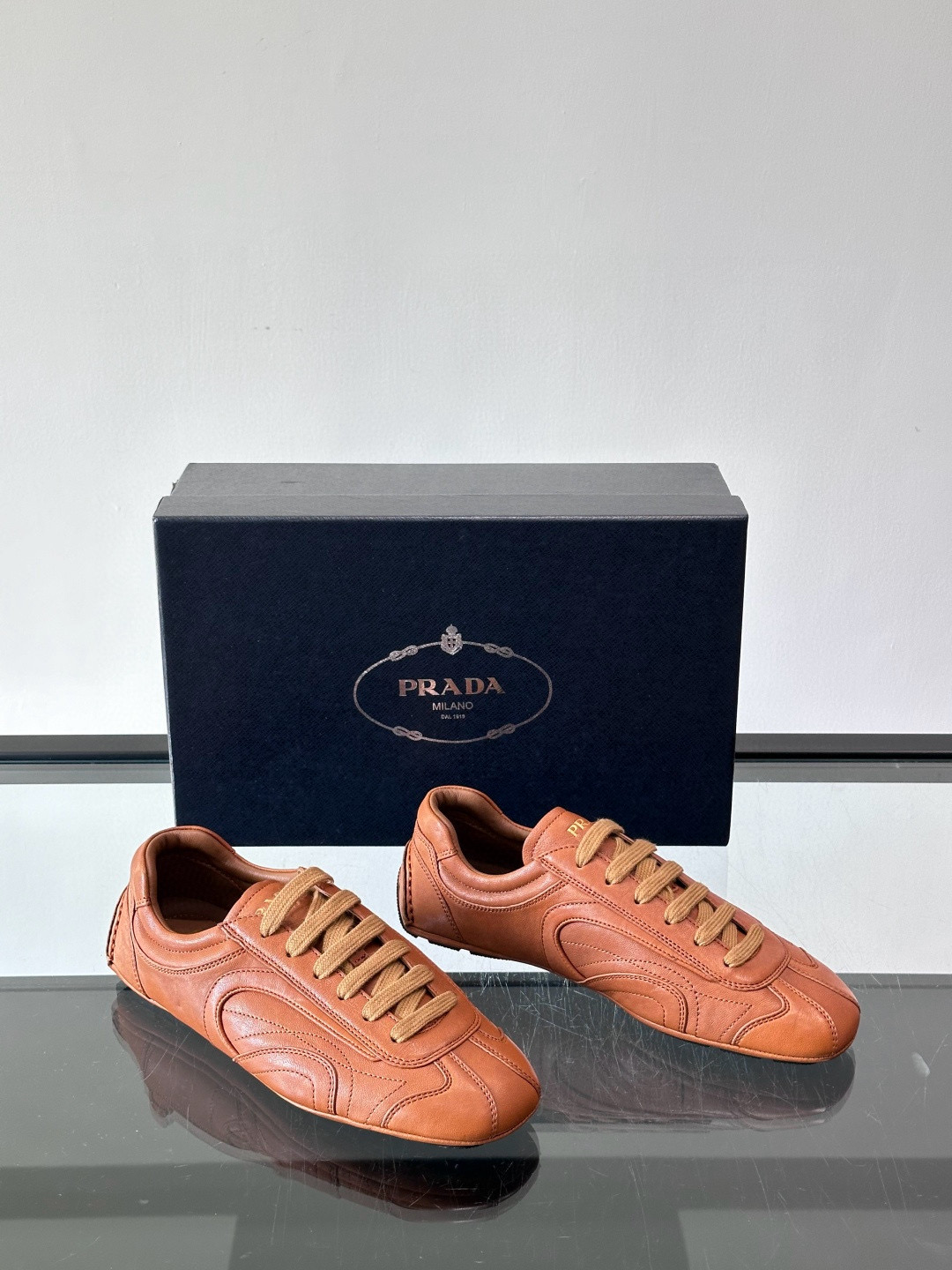 프라다 Prada Montecarlo 스니커즈