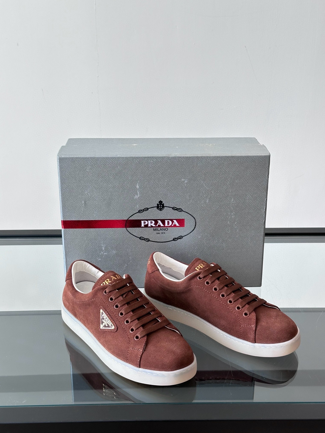 프라다 Prada 스니커즈