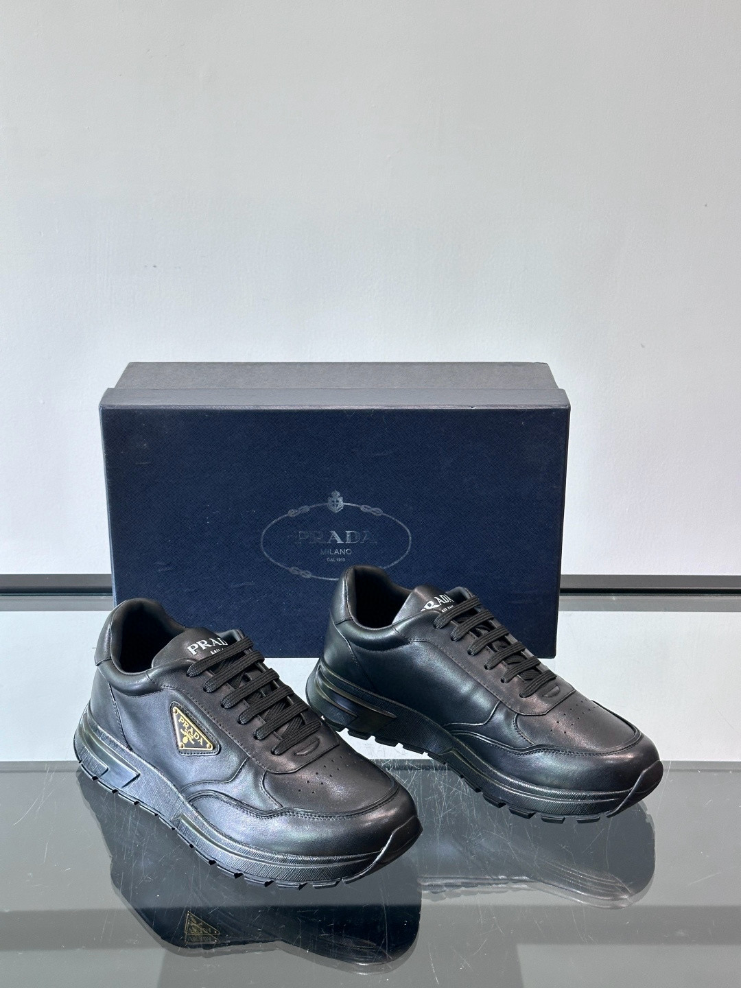 프라다 Prada 스니커즈