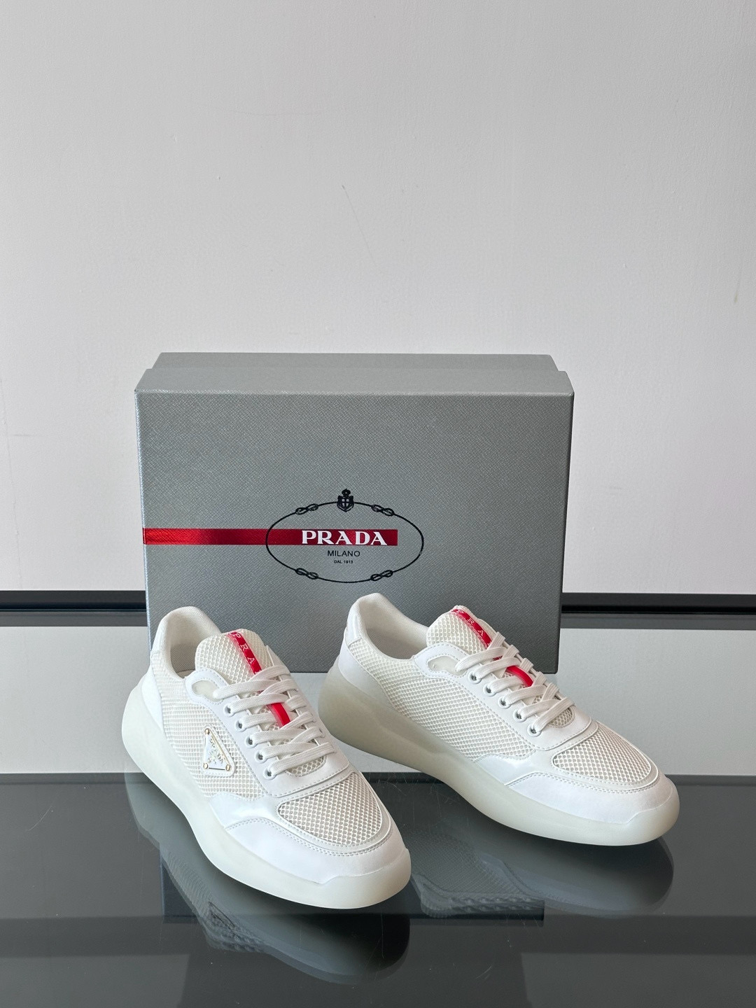 프라다 Prada 스니커즈