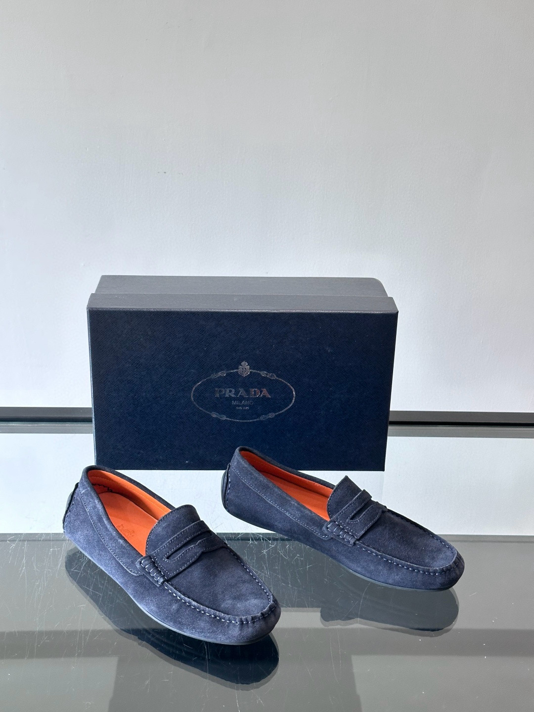 프라다 Prada 로퍼