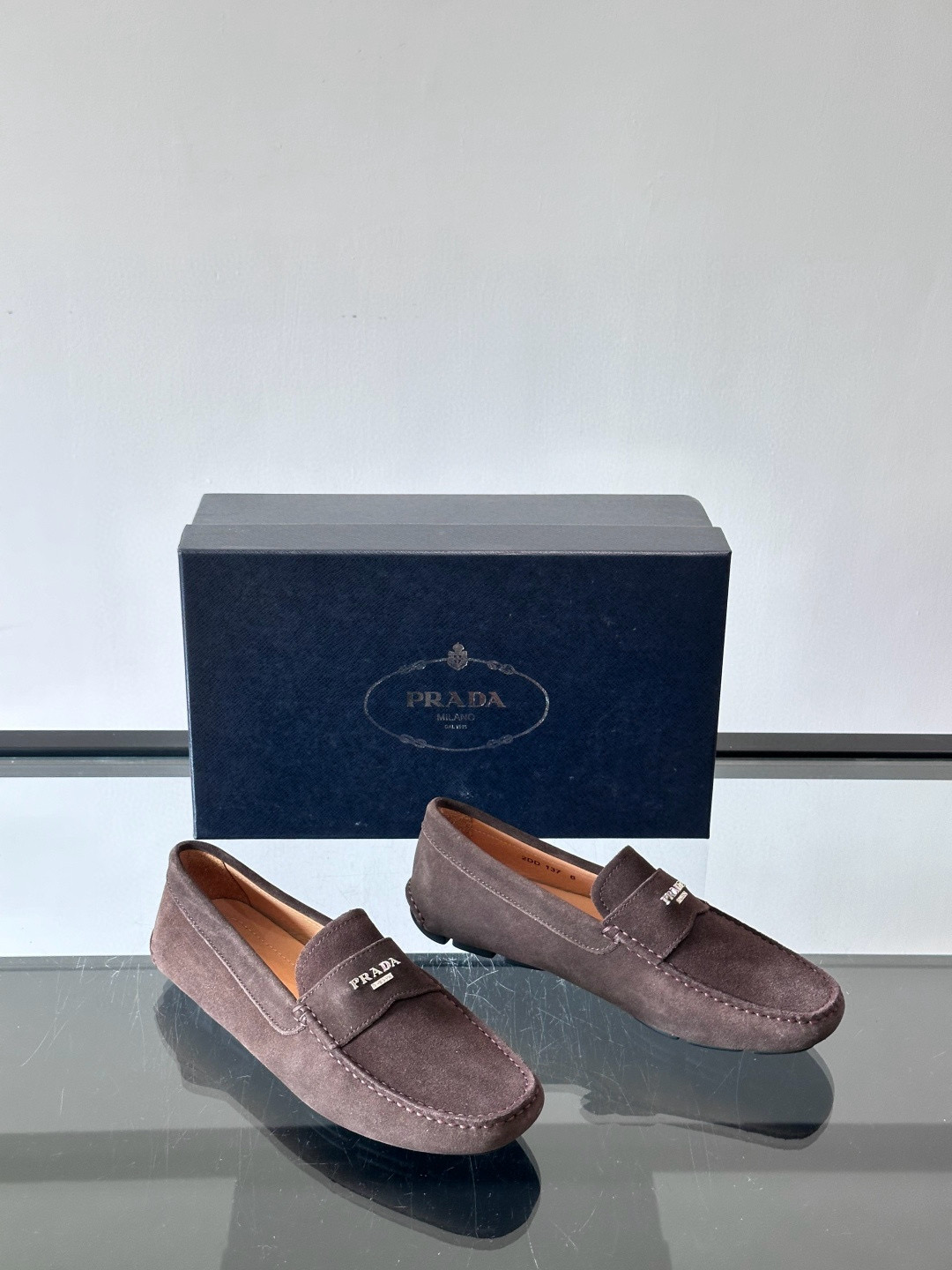 프라다 Prada 로퍼