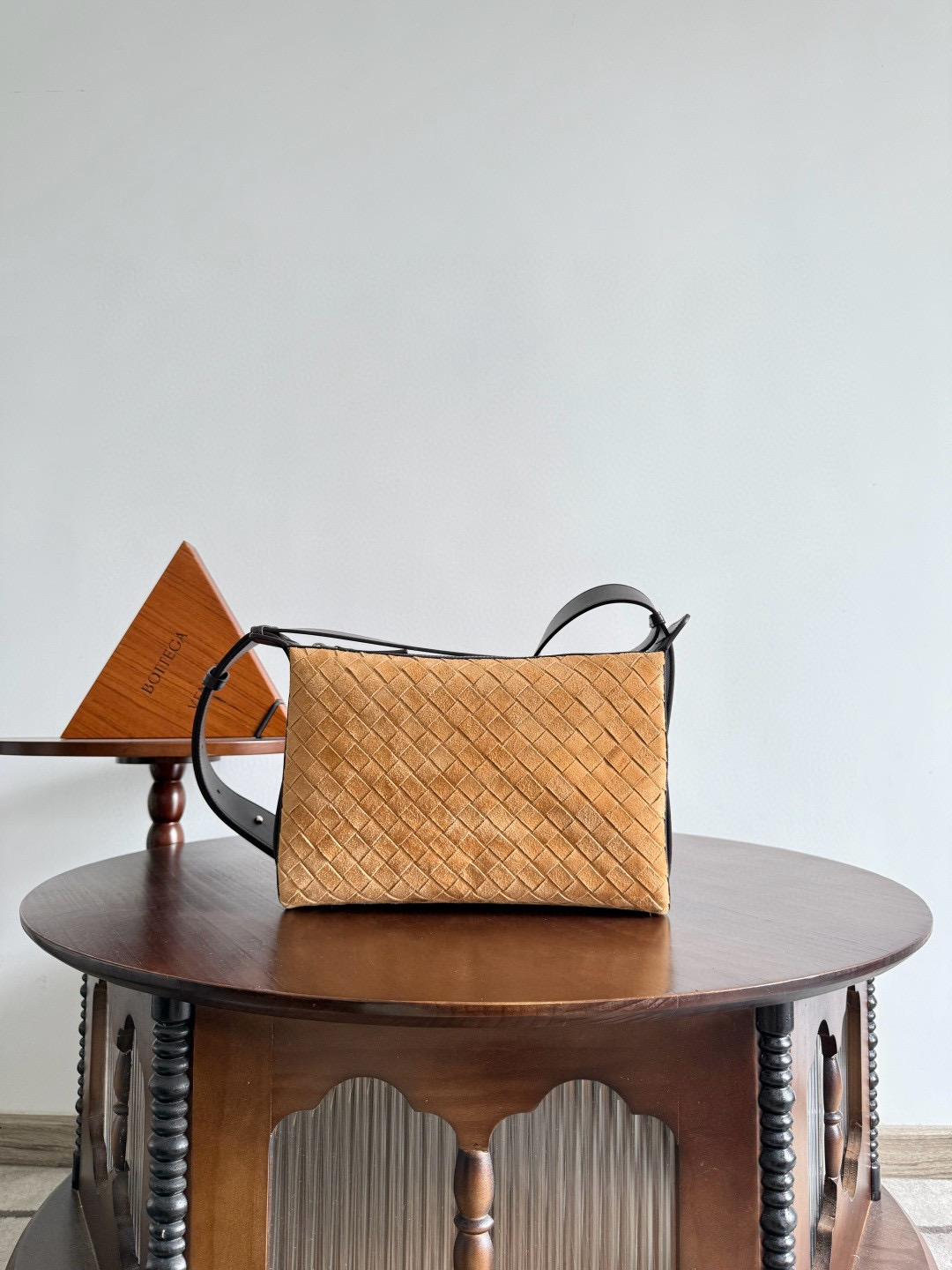 보테가베네타 Bottega Veneta 836016 Intrecciato Tribeca Top Handle 30.5cm