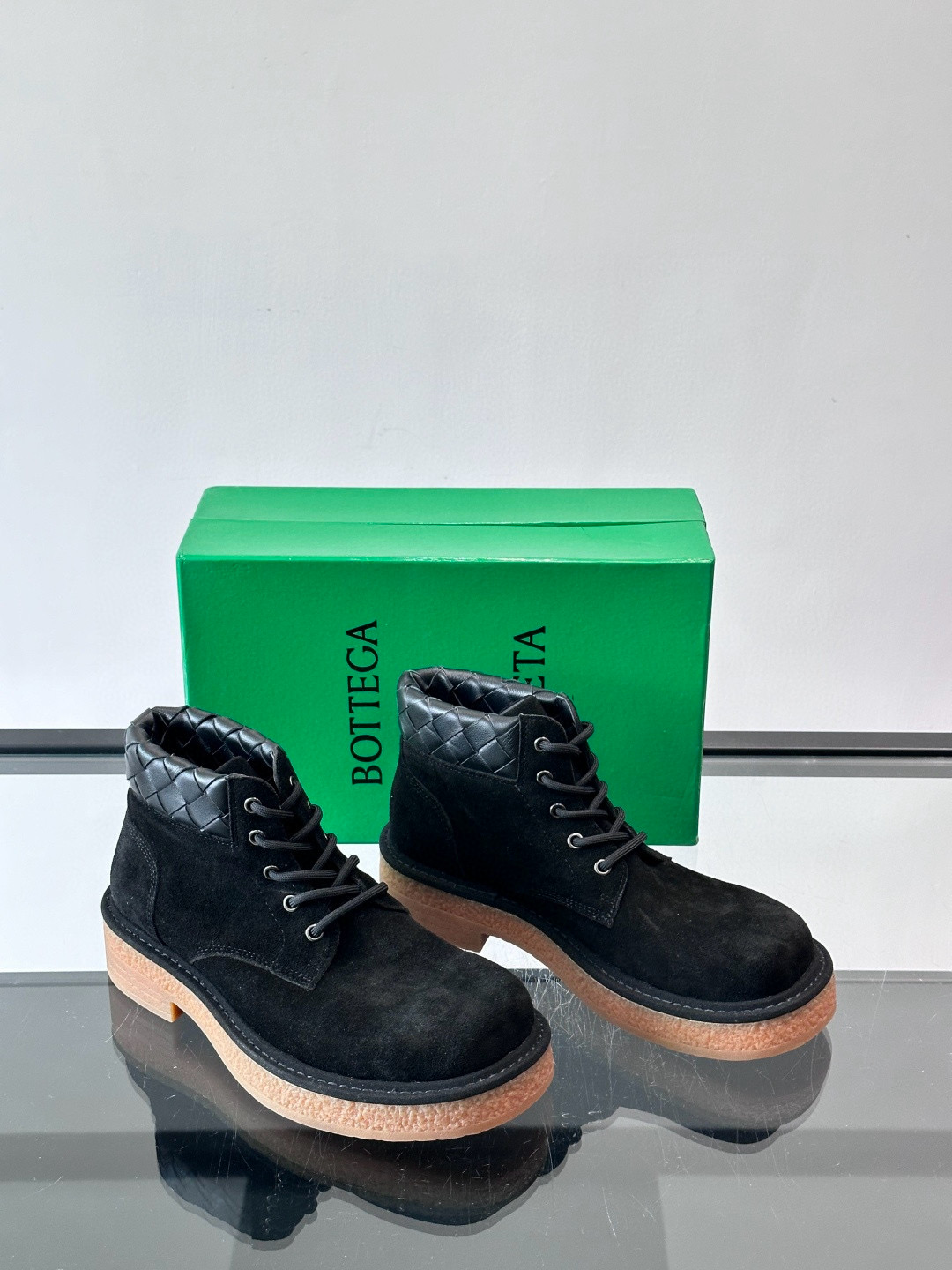 보테가 베네타 Bottega Veneta W24 부츠