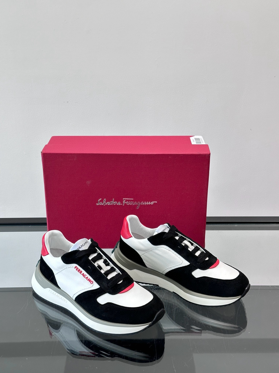 살바토레 페라가모 Salvatore Ferragamo 스니커즈