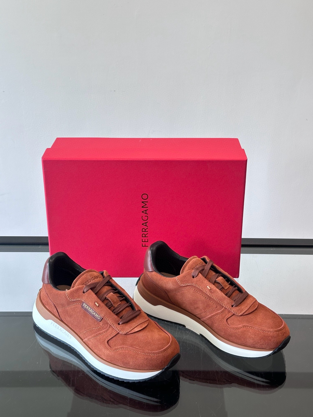 살바토레 페라가모 Salvatore Ferragamo 스니커즈