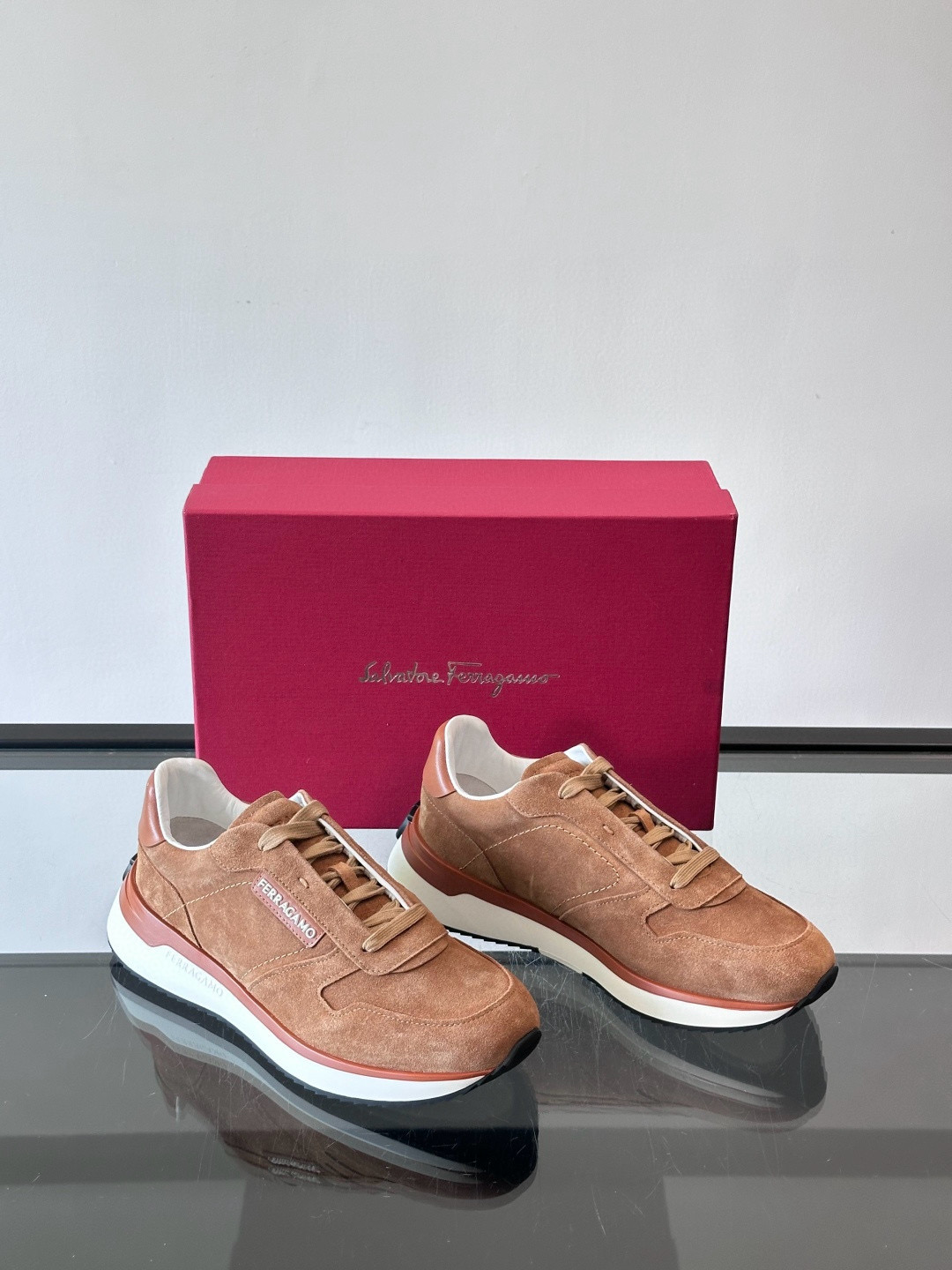 살바토레 페라가모 Salvatore Ferragamo 스니커즈