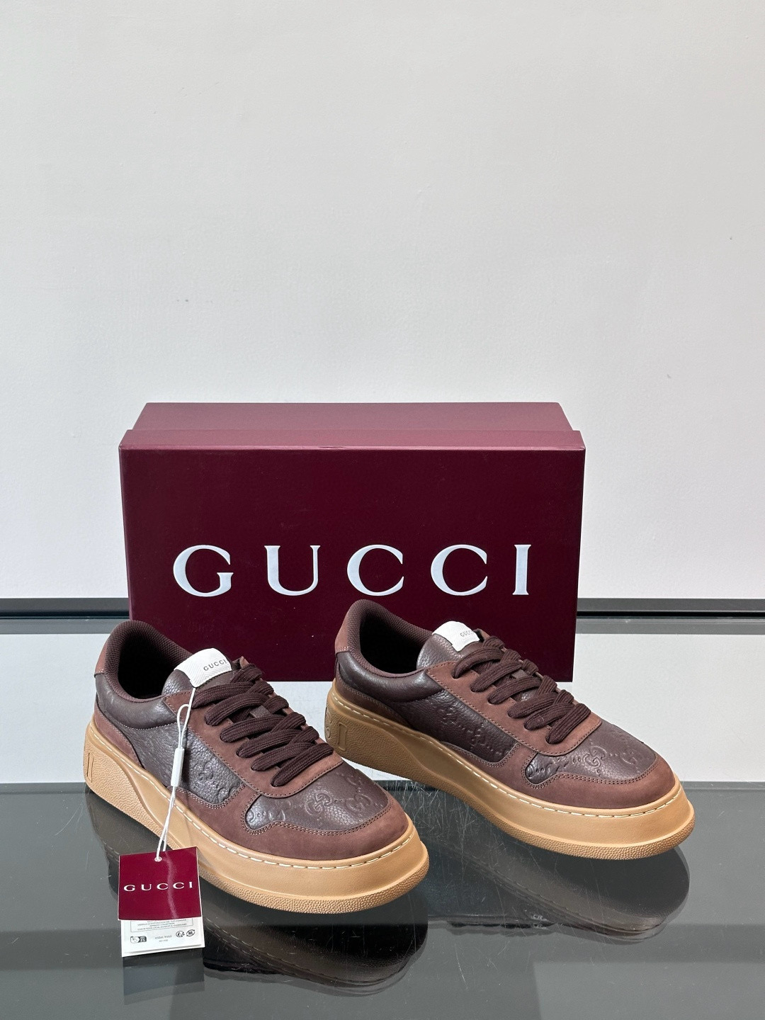 구찌 Gucci 스니커즈