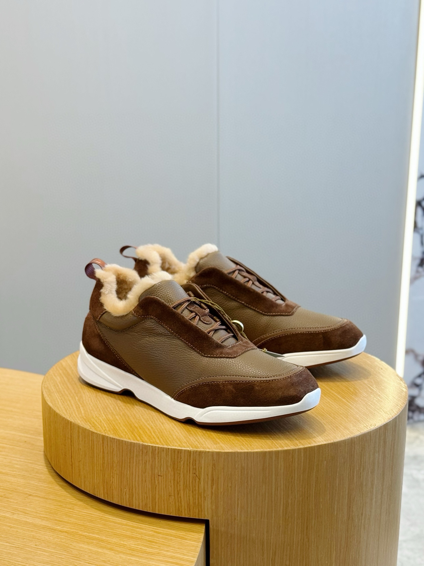 로로피아나 Loro Piana Modular Walk  스니커즈