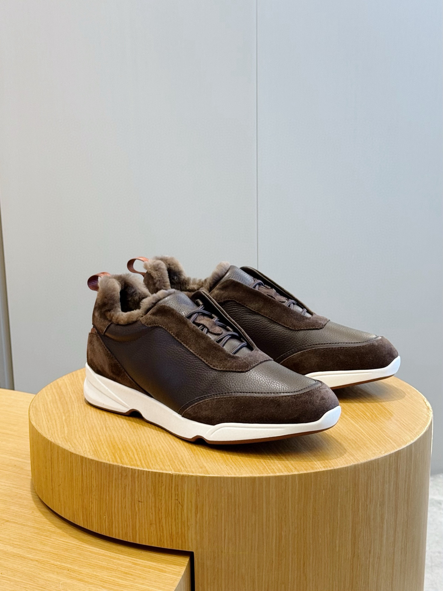 로로피아나 Loro Piana Modular Walk  스니커즈
