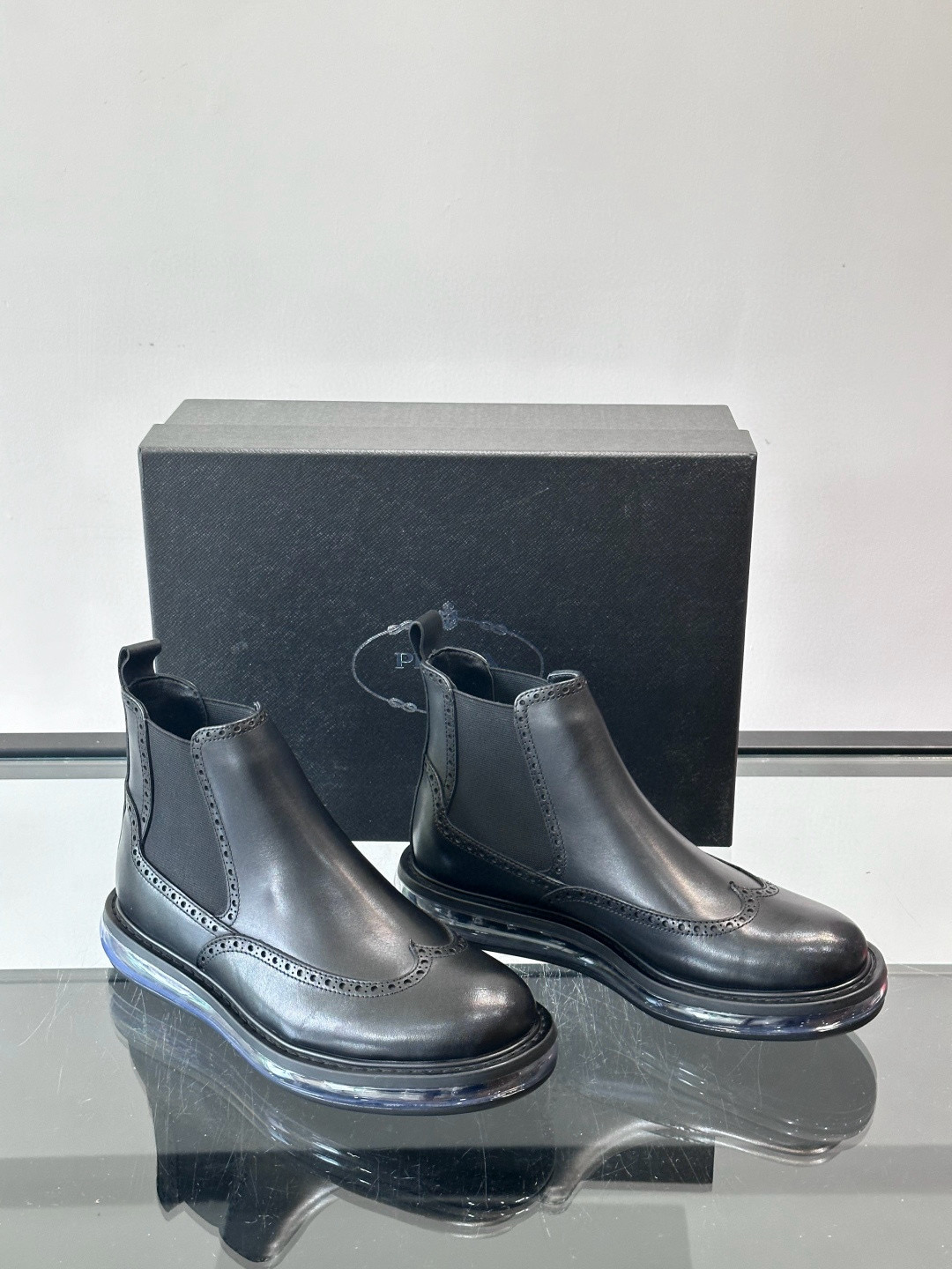 프라다 Prada 부츠