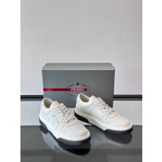 프라다 Prada 스니커즈