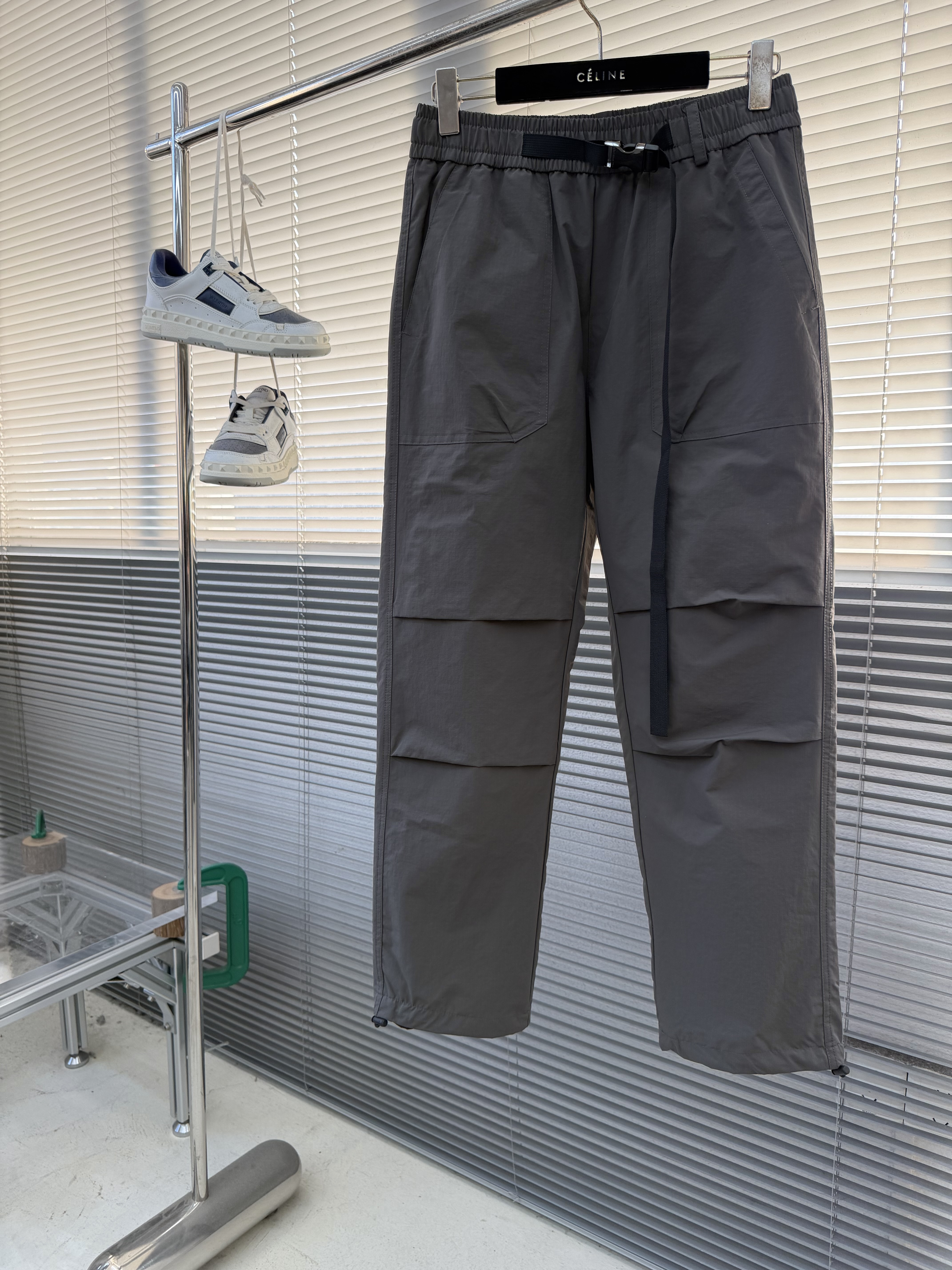 디올 Dior 다운 바지