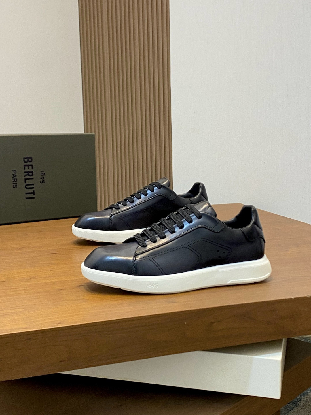 벨루티 Berluti 스니커즈