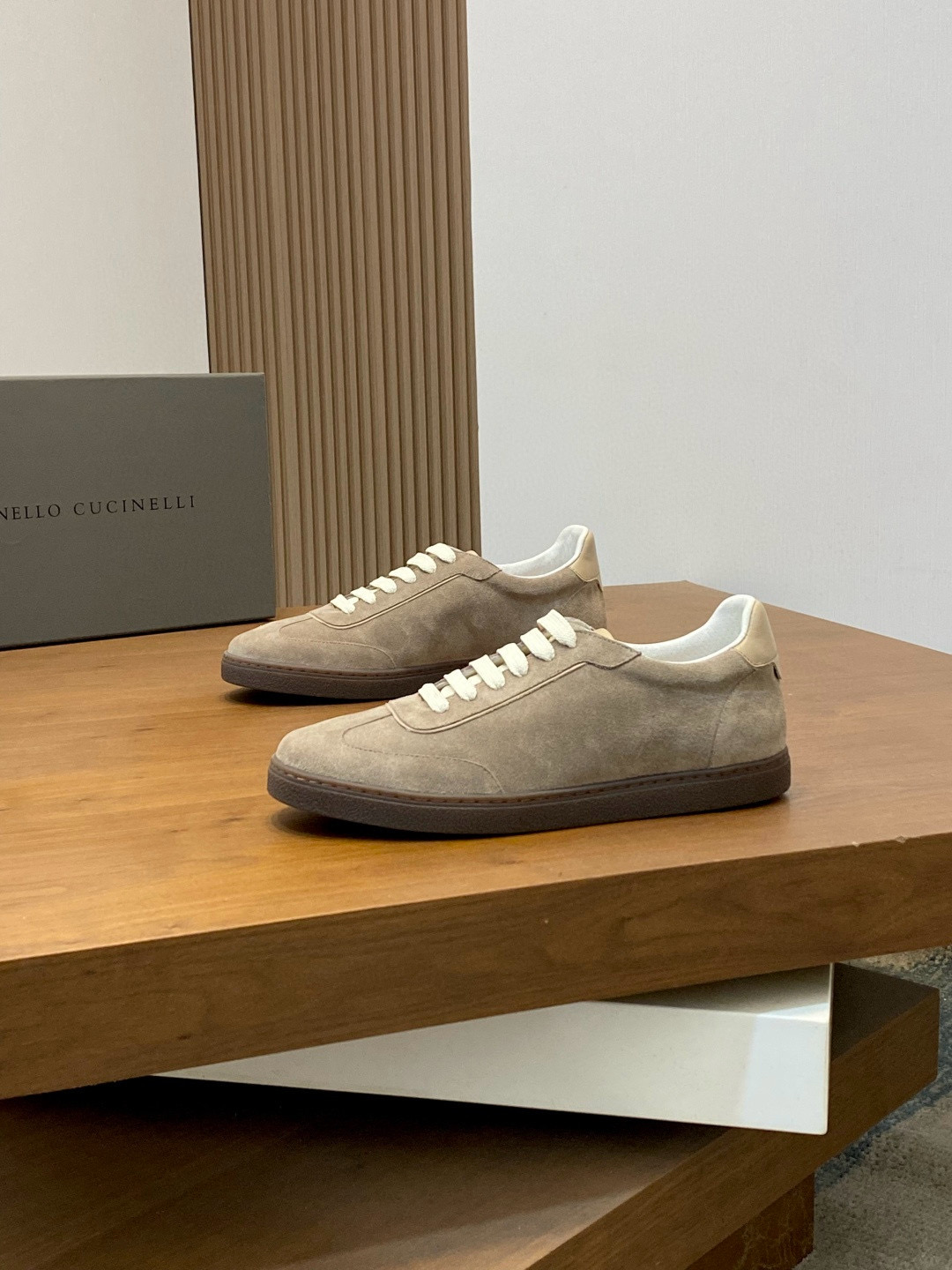 브루넬로 쿠치넬리 Brunello Cucinelli 스니커즈