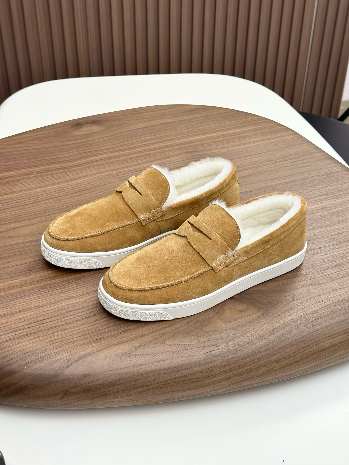 브루넬로 쿠치넬리 Brunello Cucinelli 9674 로퍼