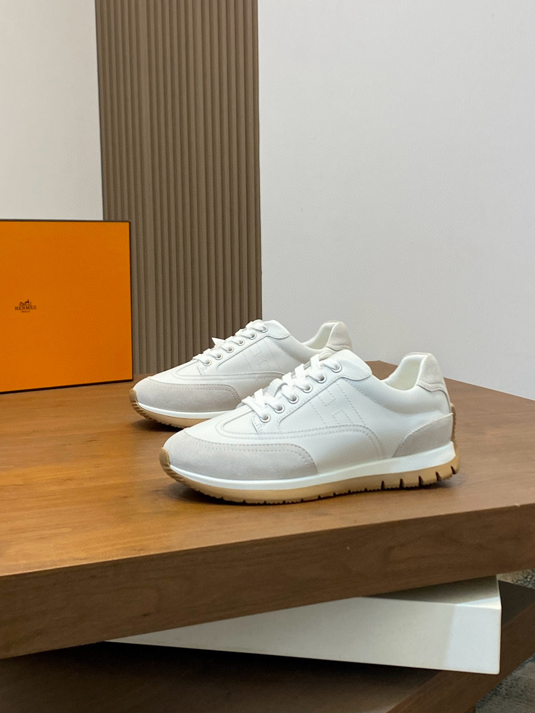 에르메스 Hermes 스니커즈