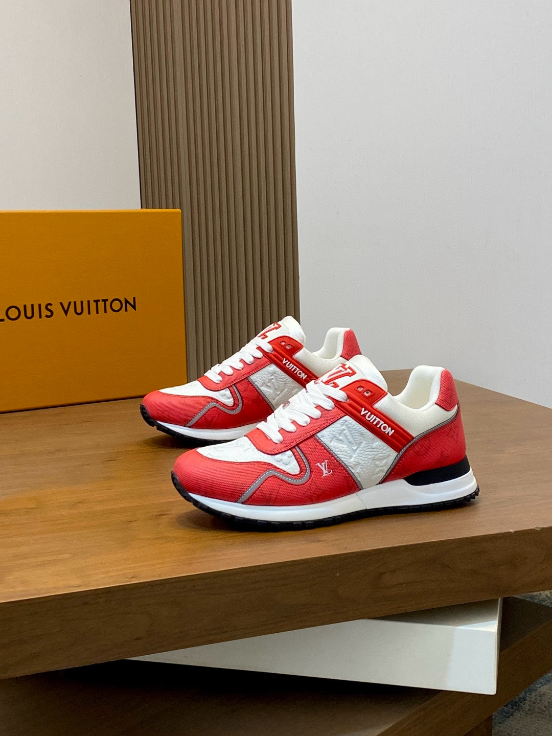 루이비통 Louis Vuitton x Nike 스니커즈