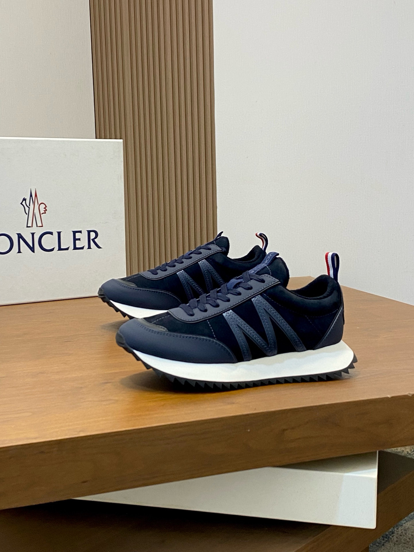 몽클레어 Moncler 스니커즈