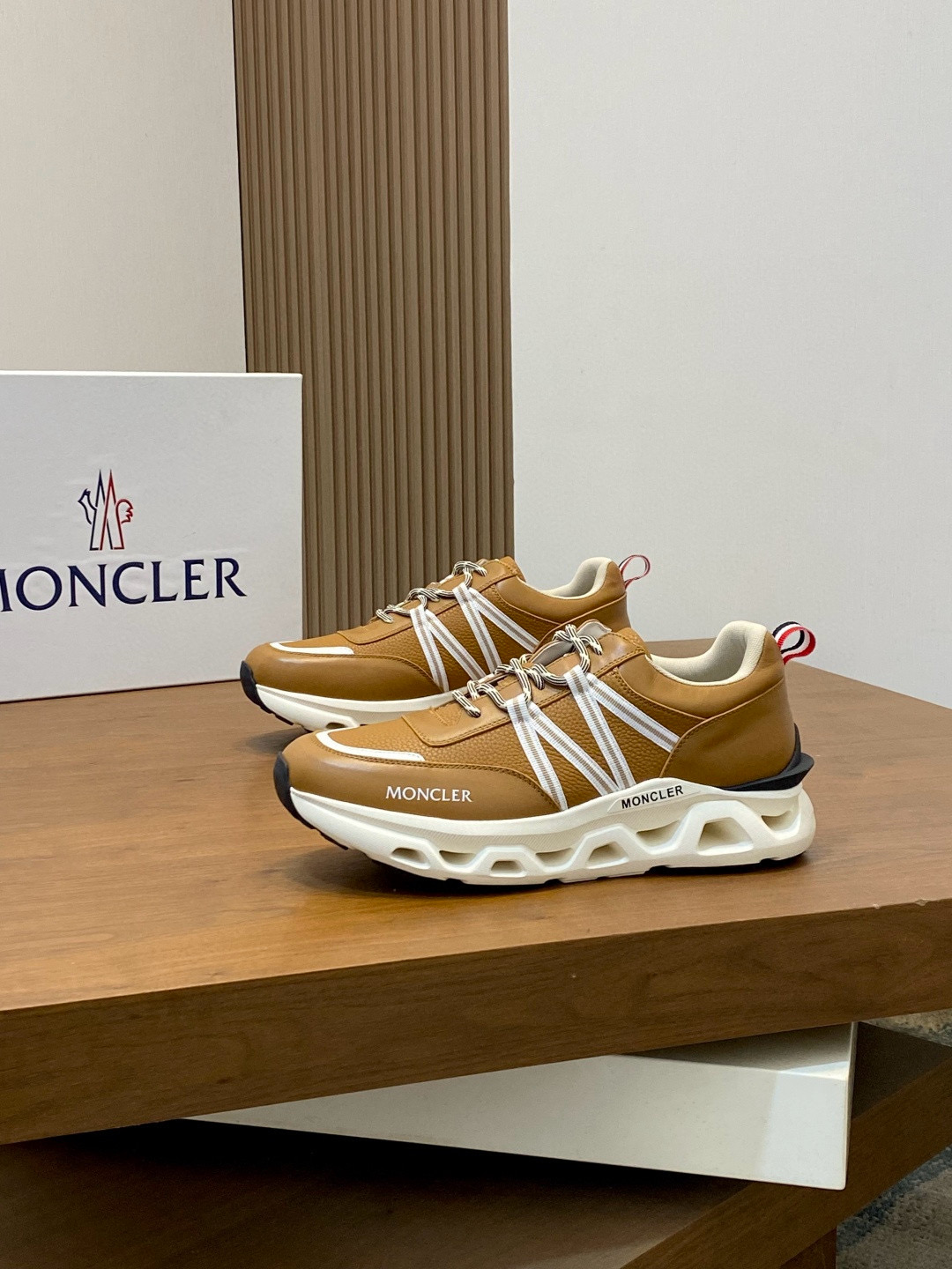 몽클레어 Moncler 스니커즈