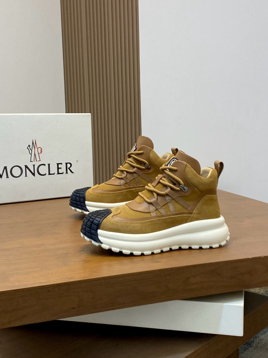 몽클레어 Moncler 스니커즈