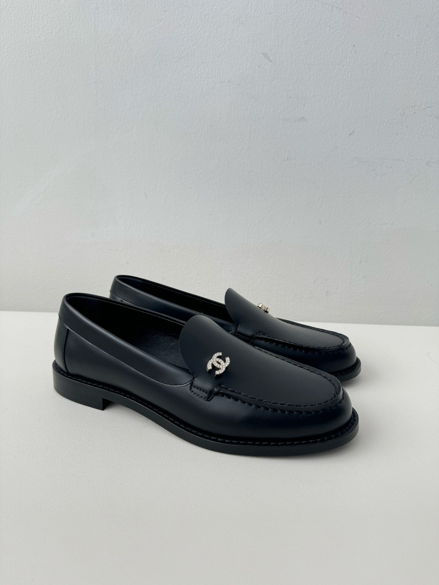 샤넬 CHANEL 로퍼 슈즈 Black