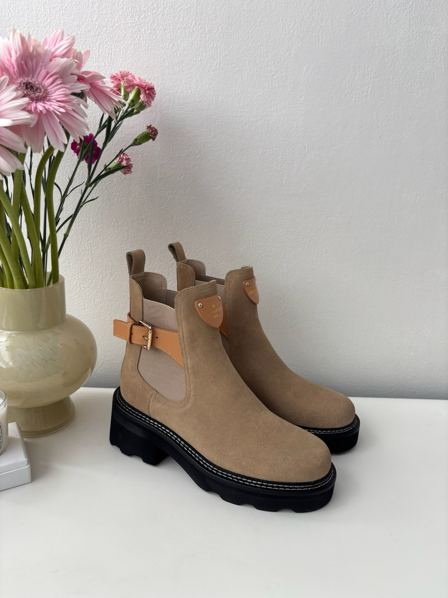 루이비통 Louis Vuitton Archlight 앵클 부츠