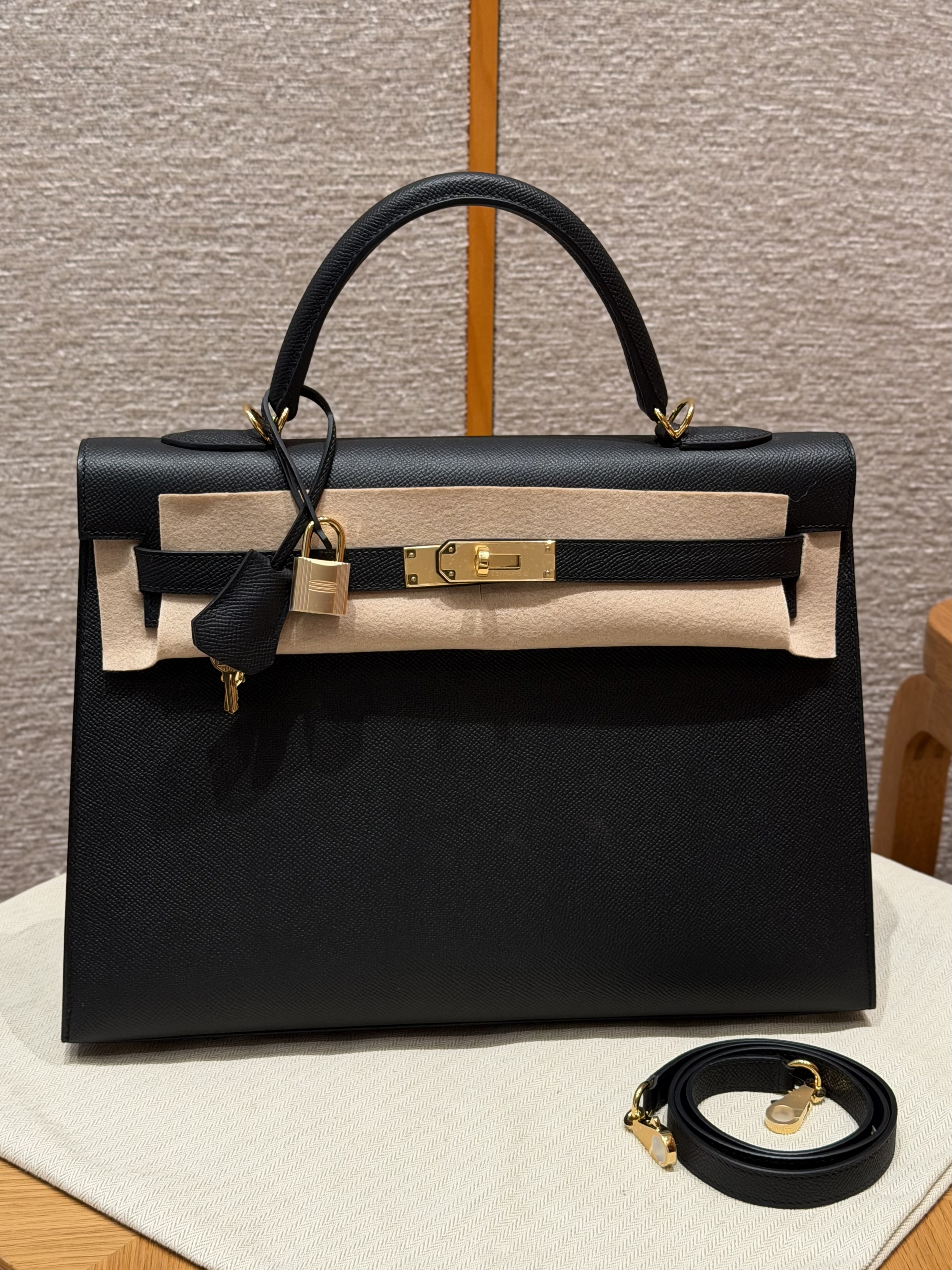 에르메스 Hermes Kelly 40cm Epsom 89 noir/gold