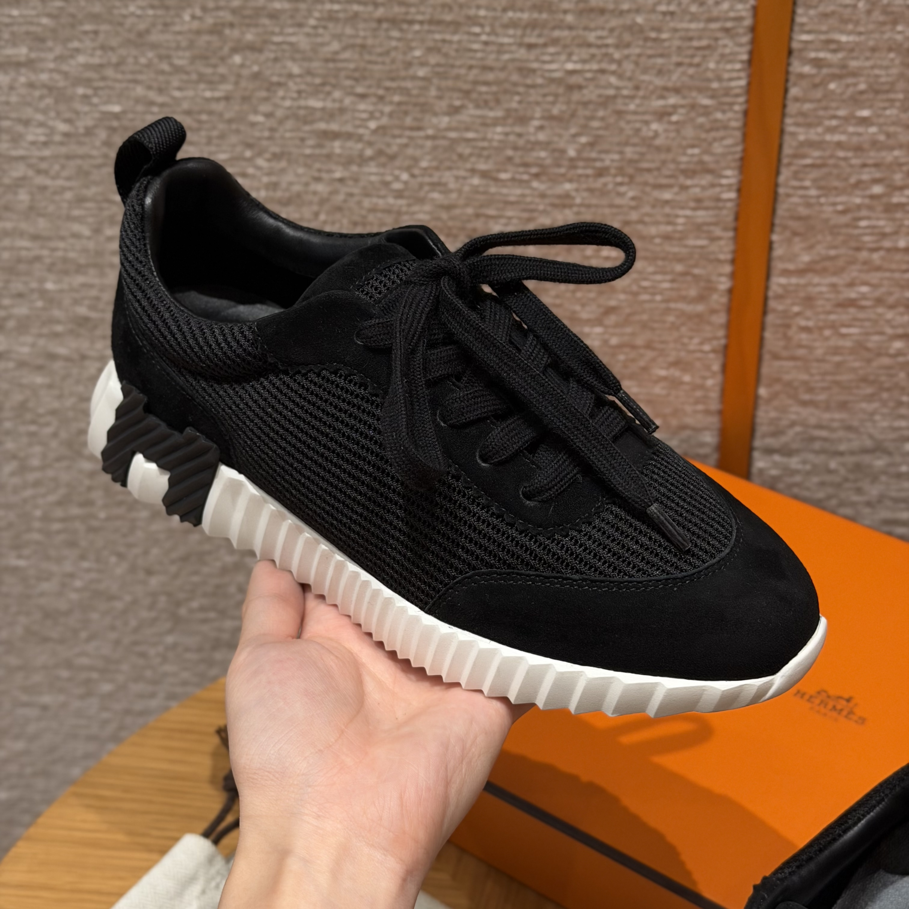 에르메스 Hermes 625 Bouncing 스니커즈 Mouton leather and cloth&Black