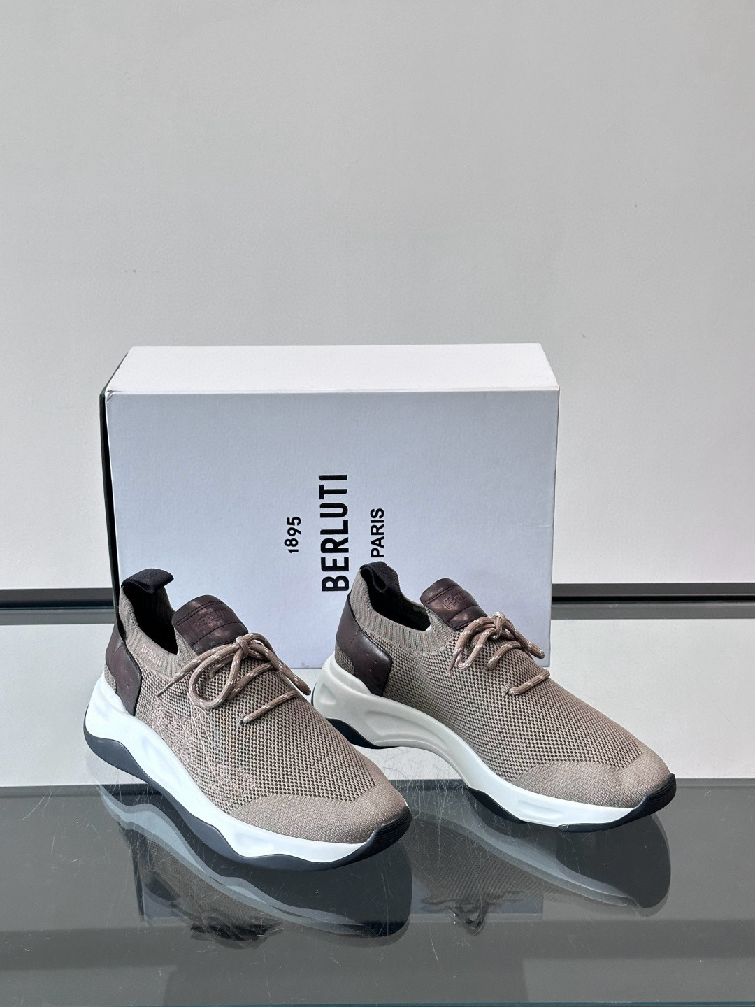 벨루티 Berluti Shadow 스니커즈